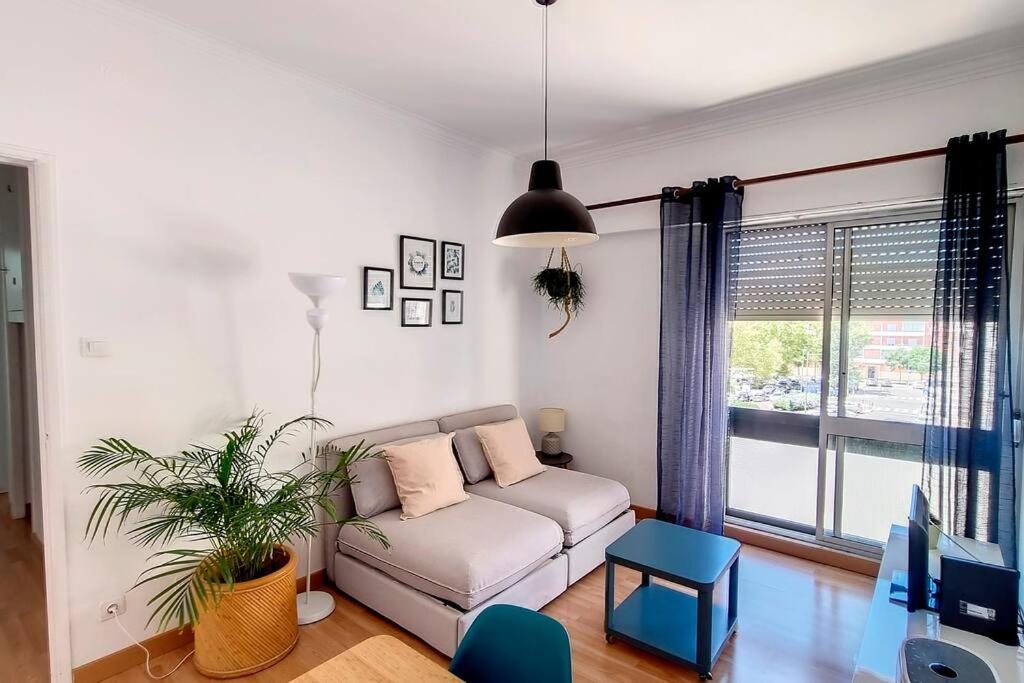Cozy One Bedroom Apartment Lisboa Eksteriør billede